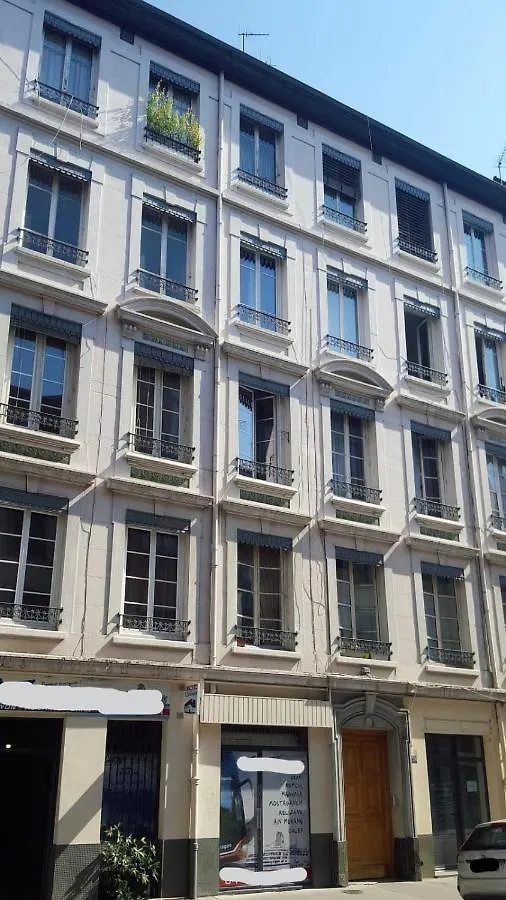 Le Duguesclin-4 Pers Saxe Gambetta Apartment Lyon
